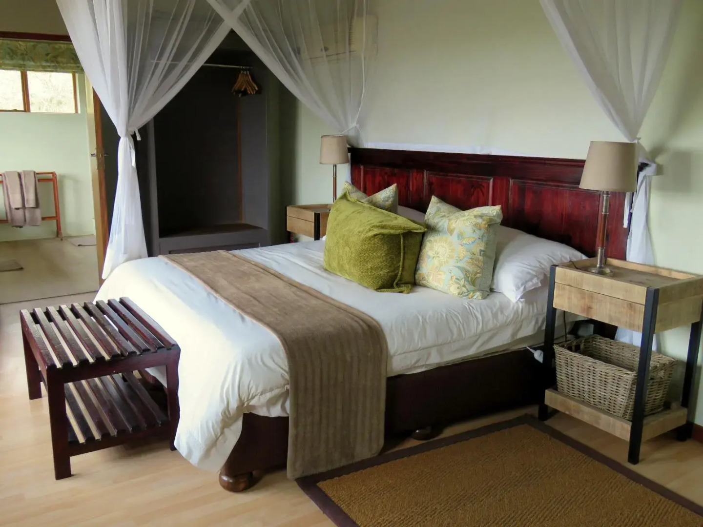Woodbury Tented Camp - Amakhala Game Reserve