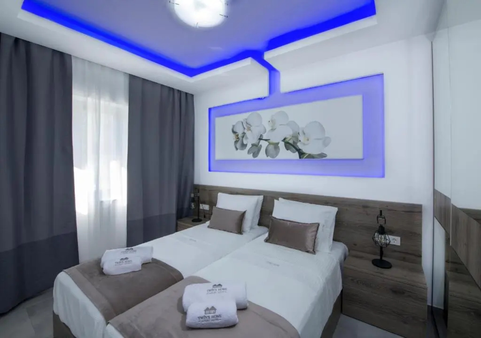 Twin'S Home Luxury Suites