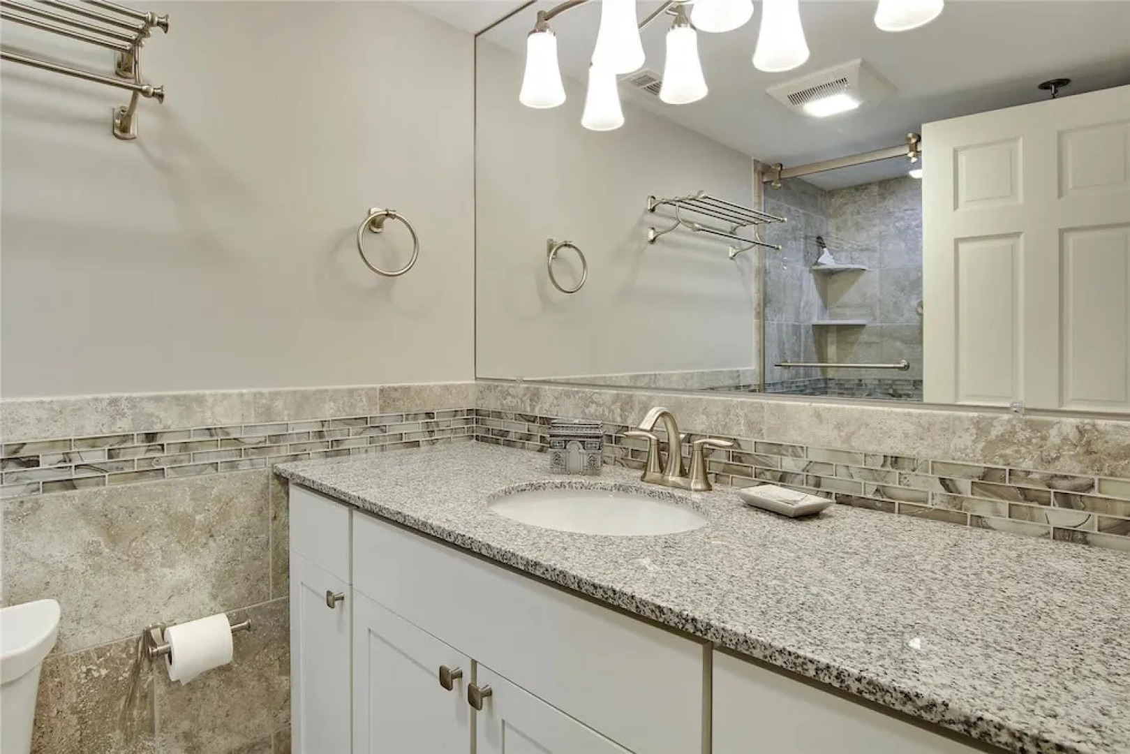 Henlopen Unit 611 by Long & Foster