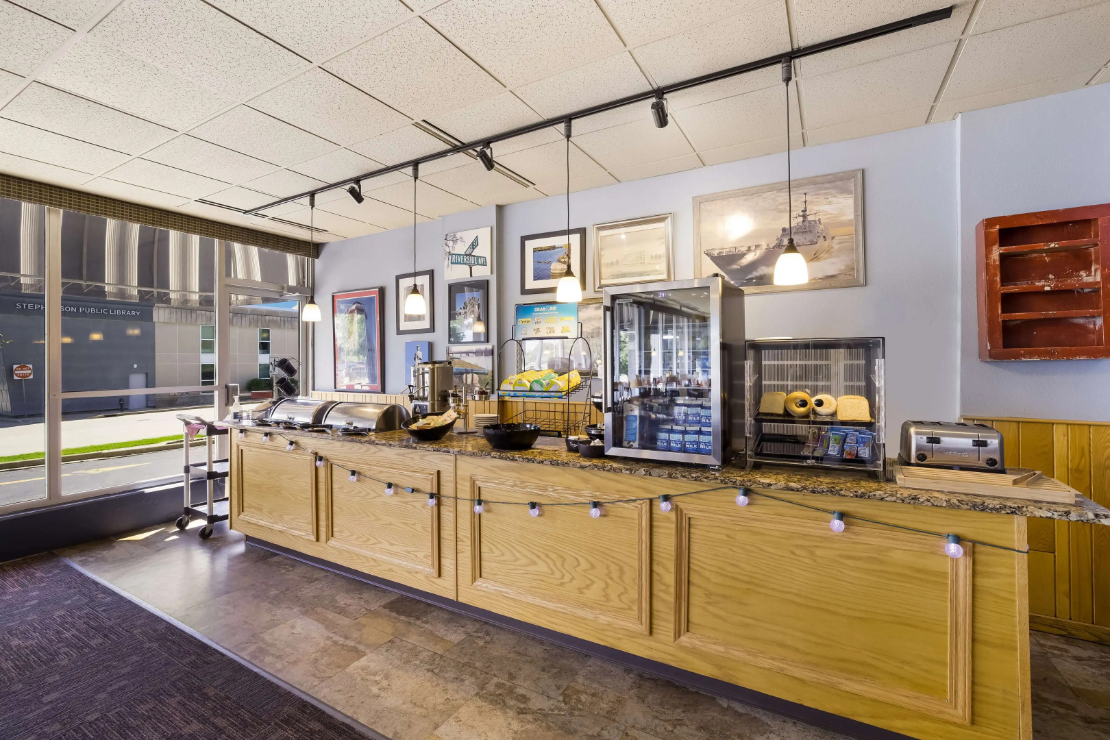 Best Western Riverfront Inn