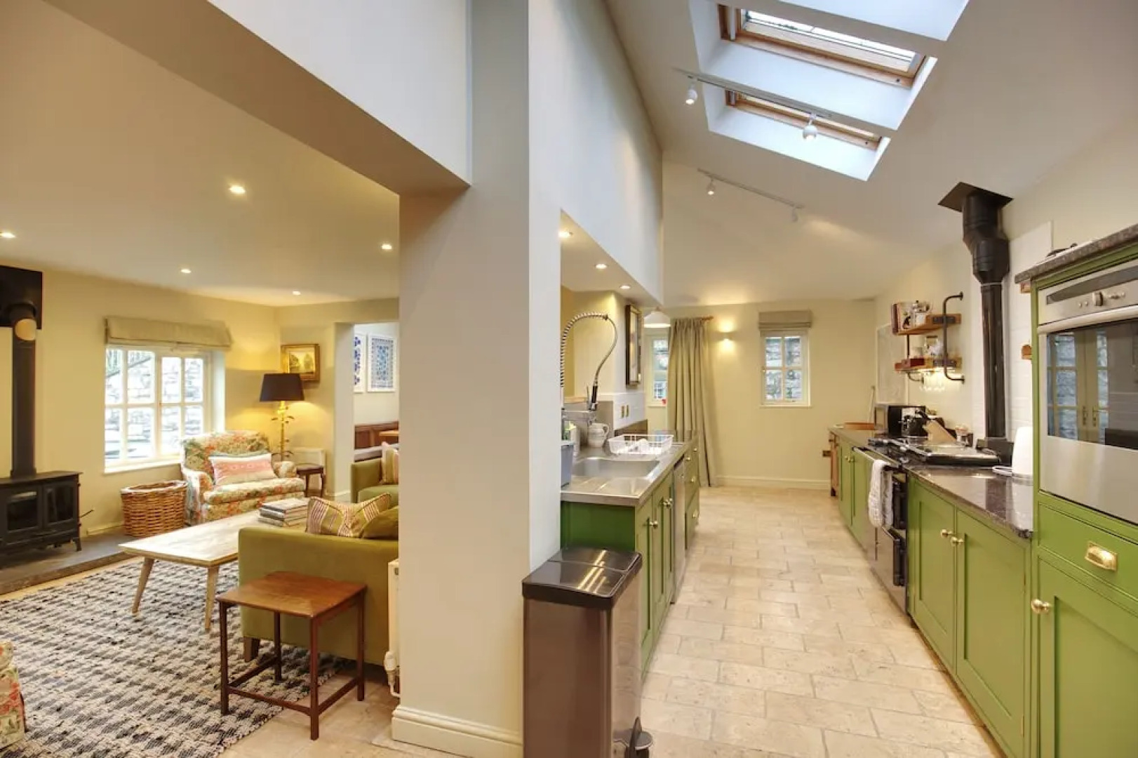 Stunning 3-bed House in a Private Hidden Valley