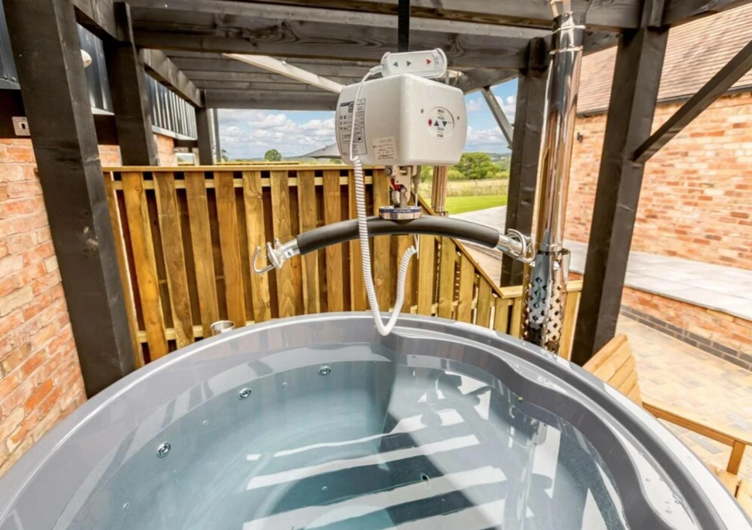 Roe Cottage, Disabled Adapted 2 Bedroom hot tub