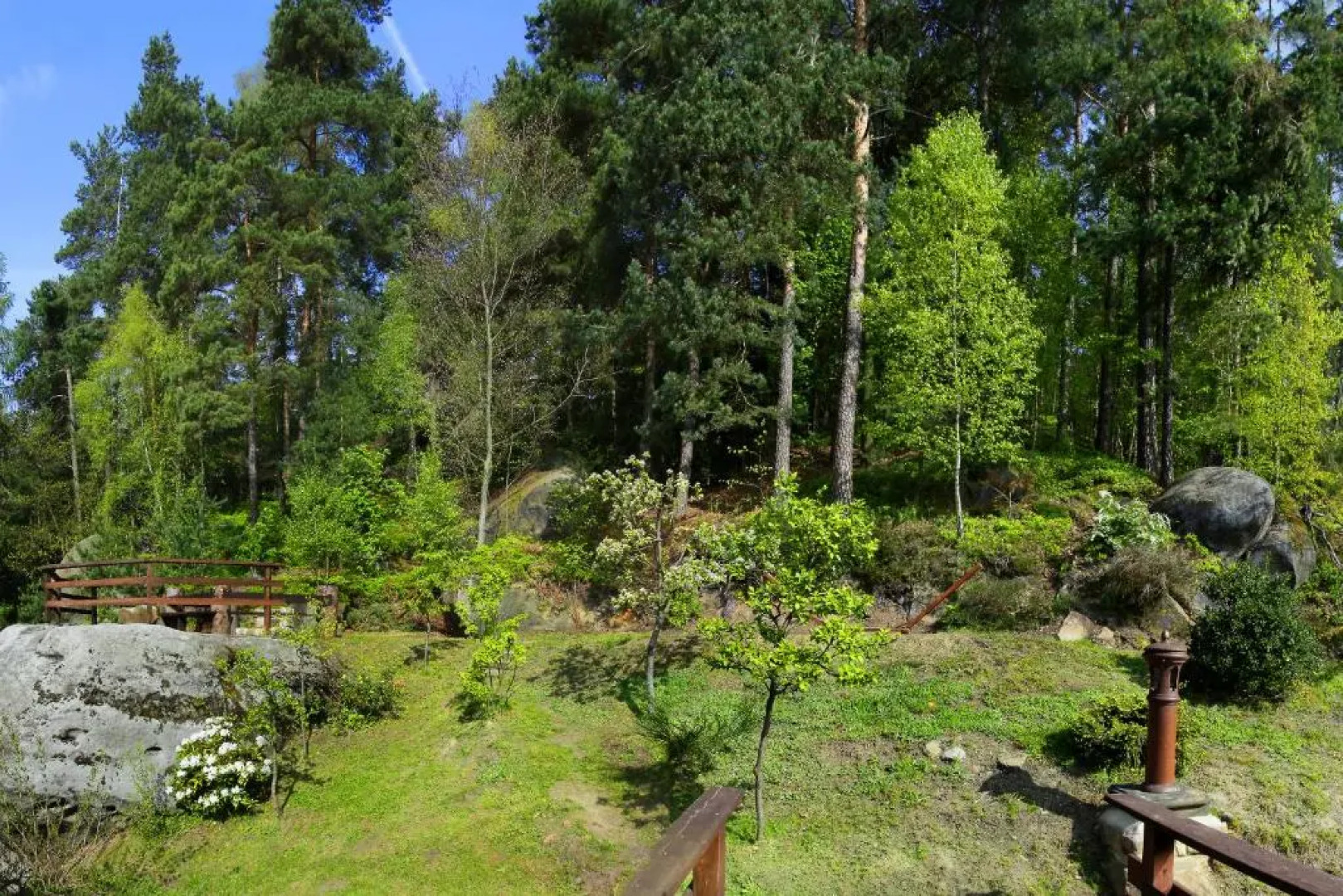 Apartmán pod skálou