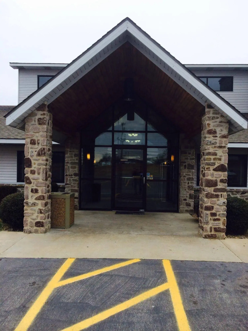 Regency Inn And Suites