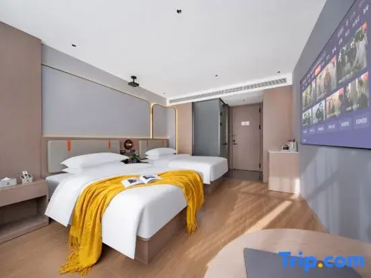 Yashu International Hotel