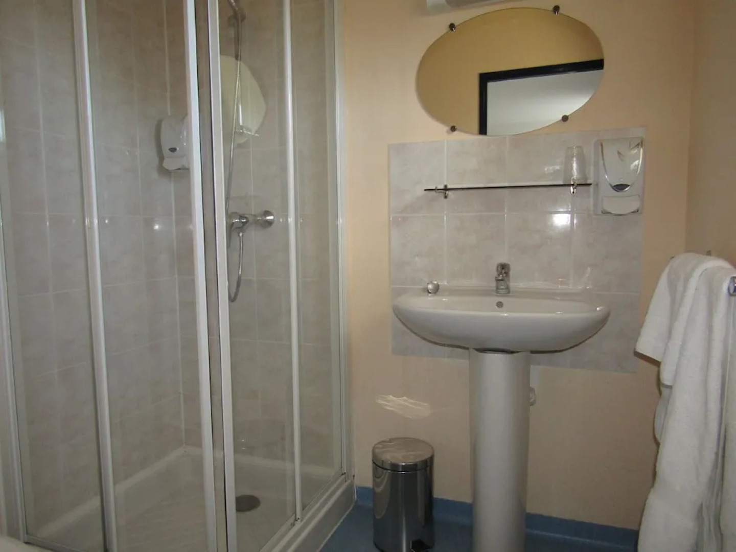 Hôtel Restaurant Le Bourgogne