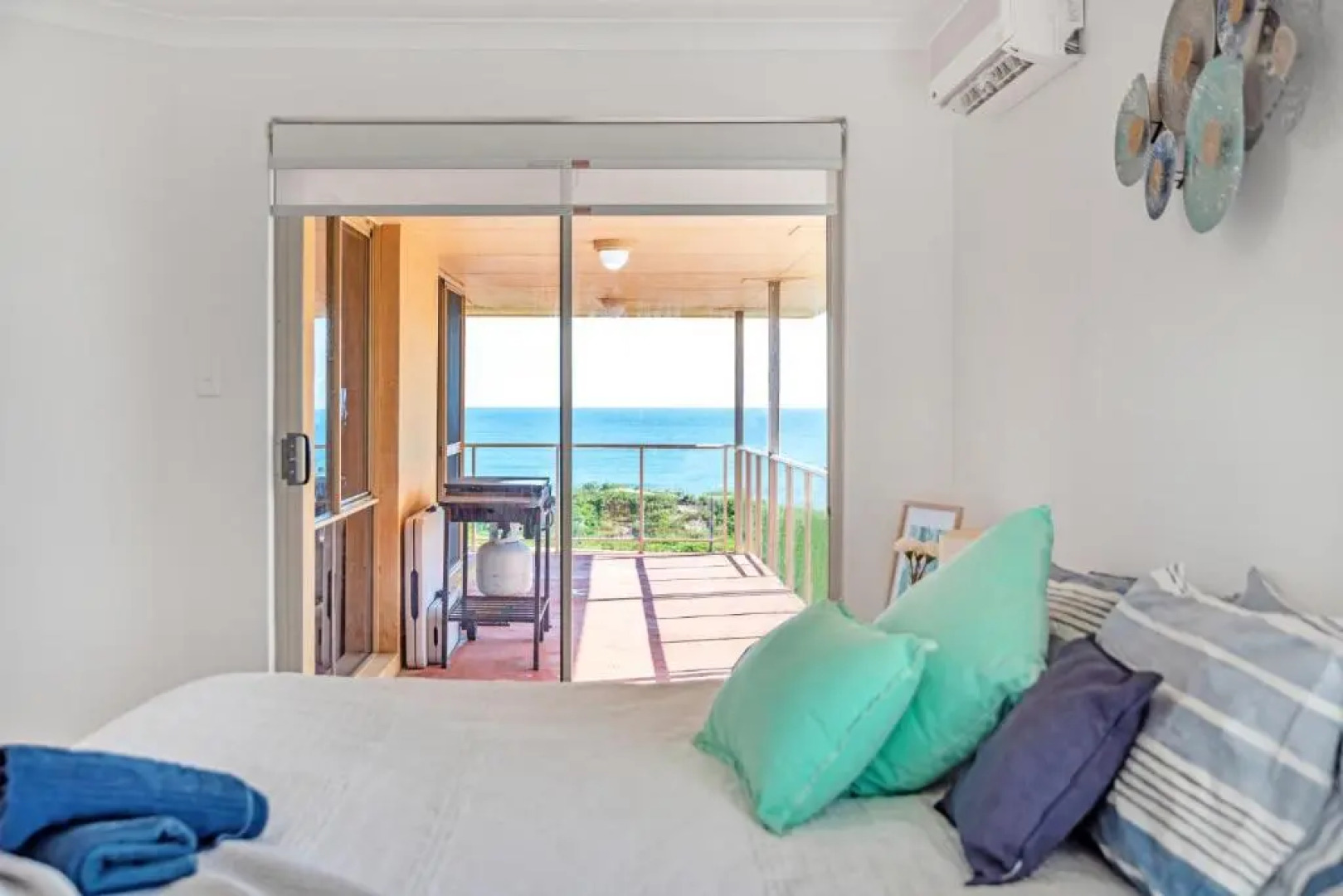 Ocean View Beach House Pet Friendly