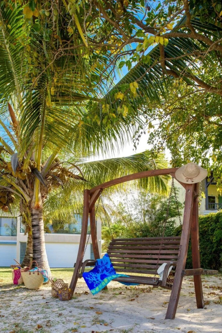 House With 3 Bedrooms in Roches Noires, With Wonderful sea View, Furni