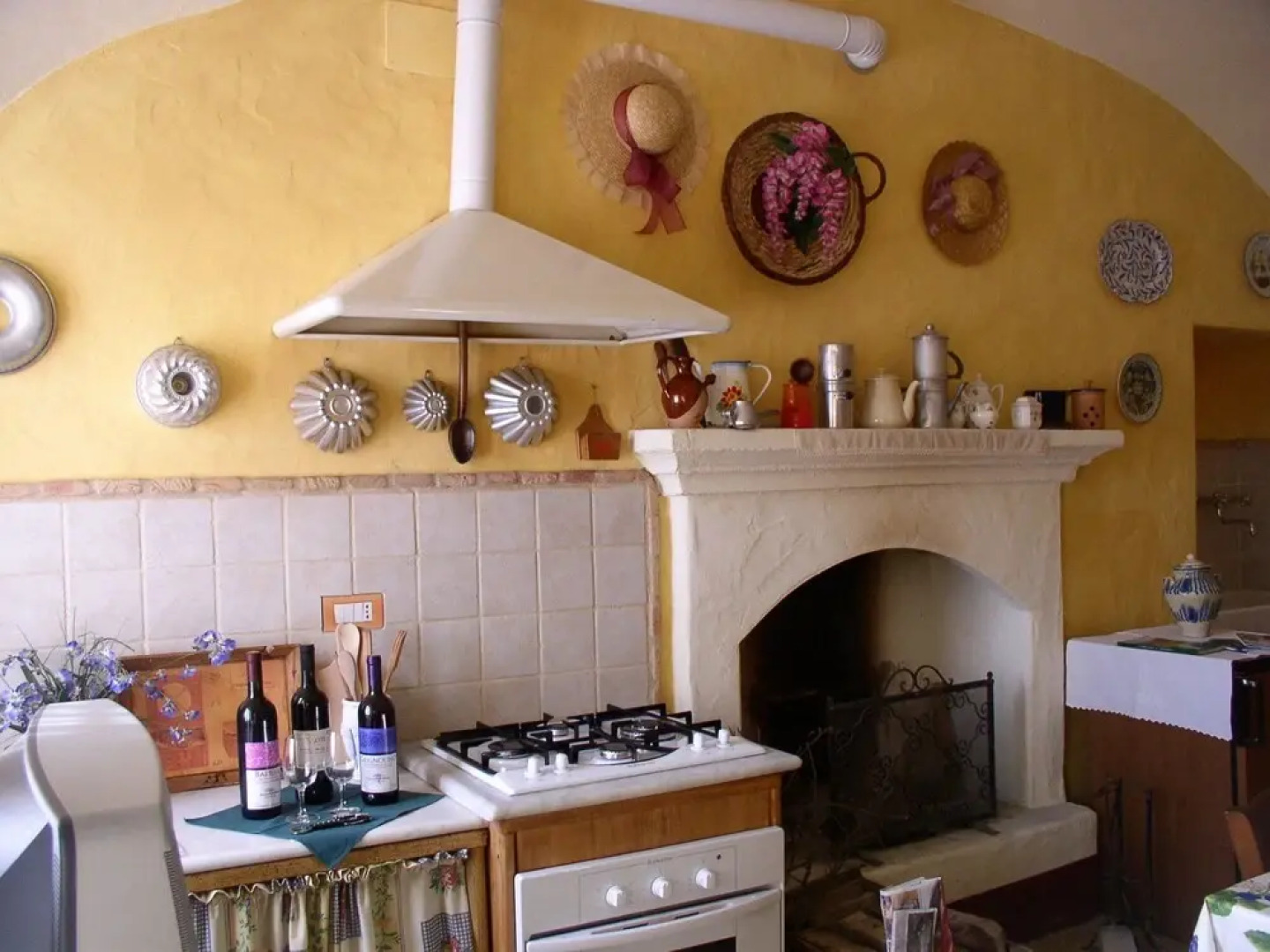 Wonderful Mansion in Ombra with Swimming Pool