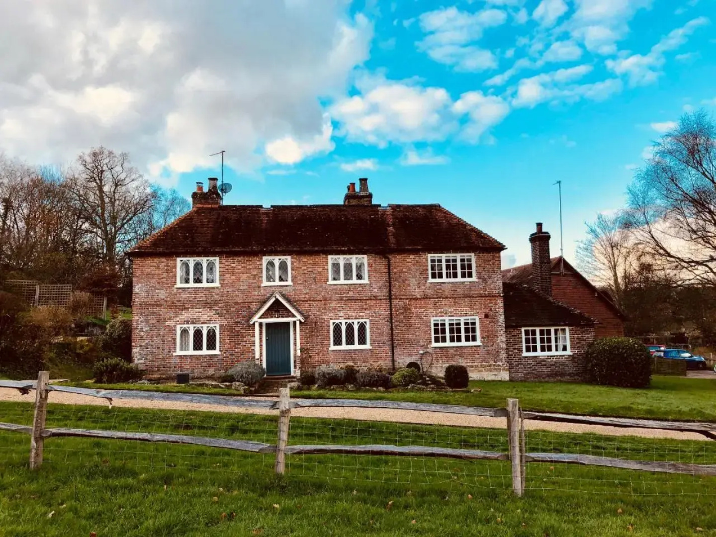 The Dorset Arms Cottages