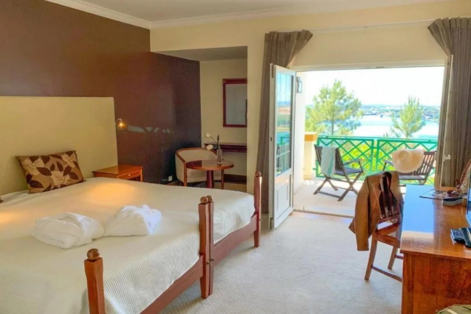 Hotel Segredos De Vale Manso