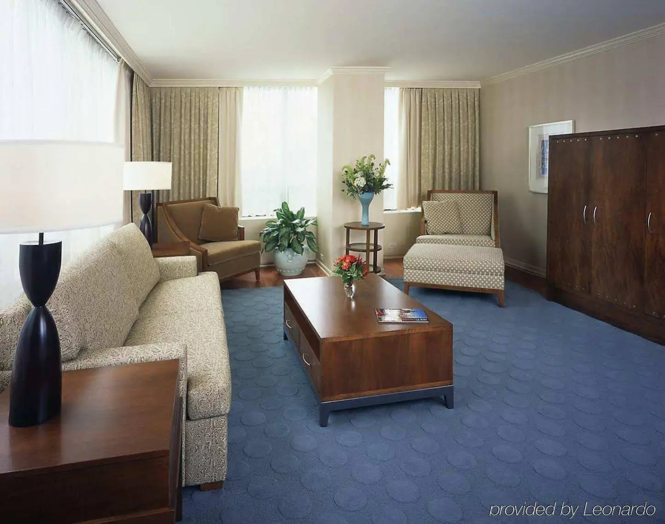 The Marquette Hotel, Curio Collection by Hilton