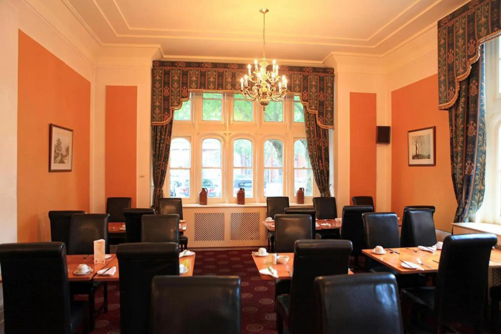 North Stafford Hotel