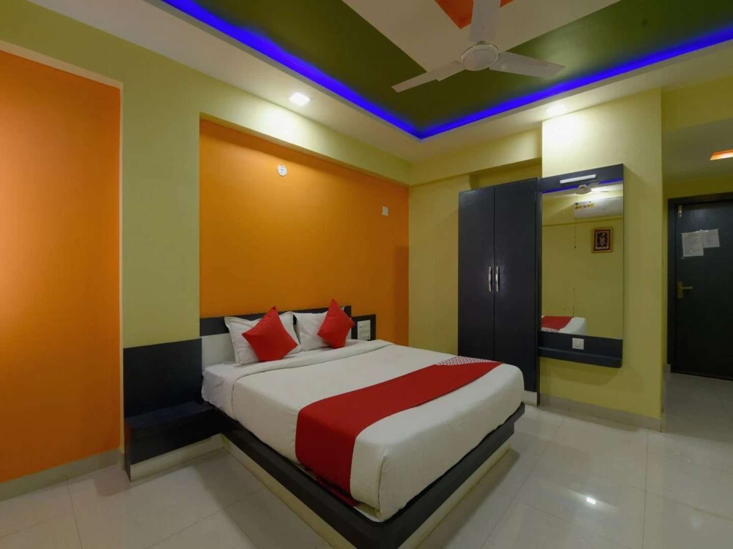 OYO 24400 Atithi Bhawan