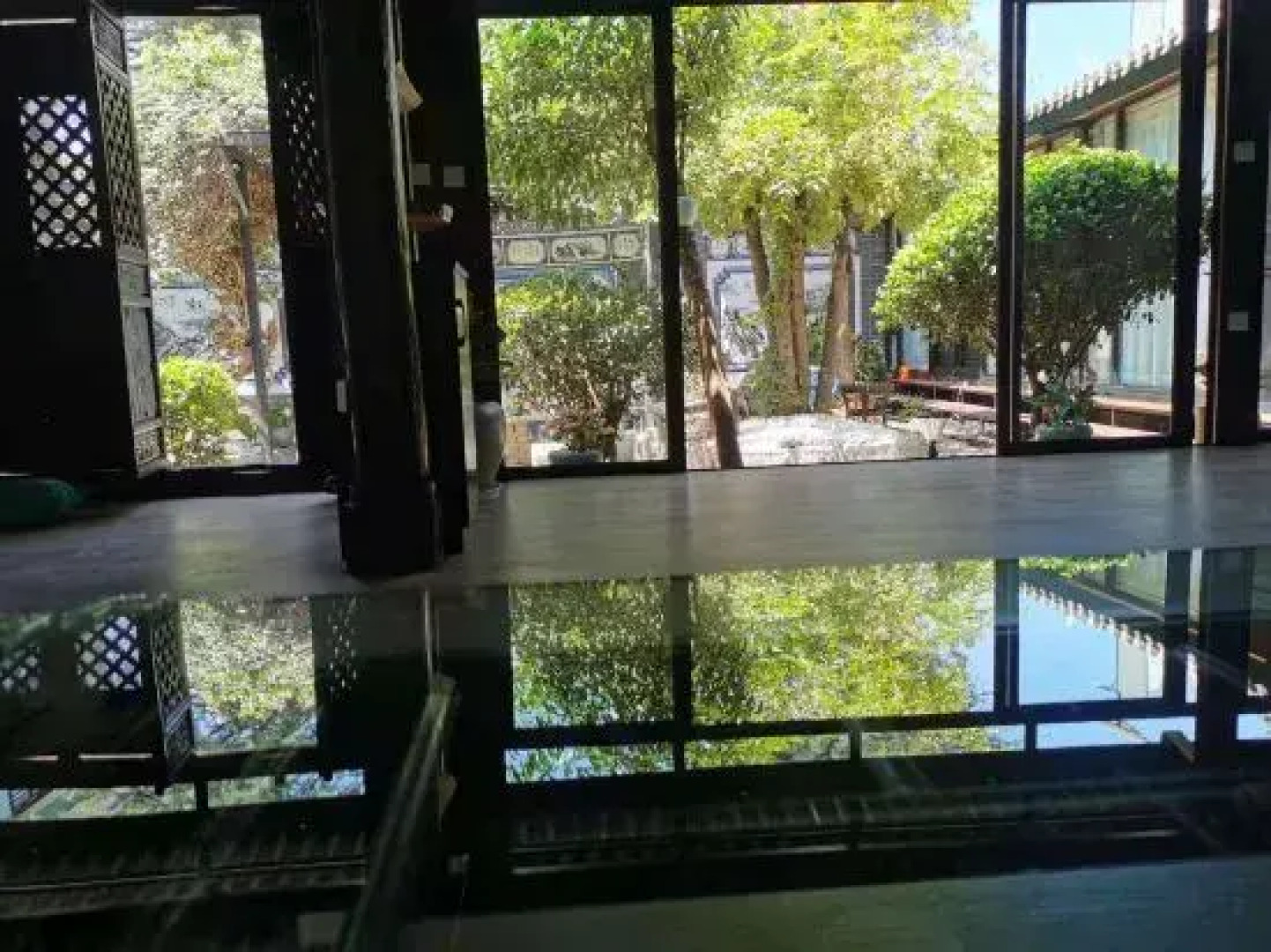 Shenjun Chinese Inn (Weishan Ancient City Xinggong Tower)