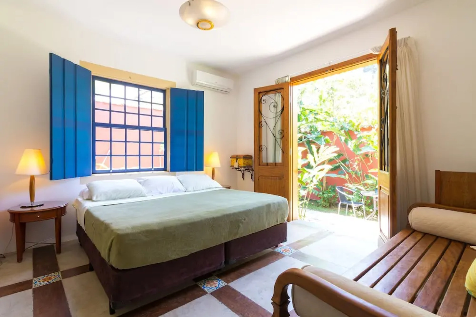 Pousada Pontal Gardens