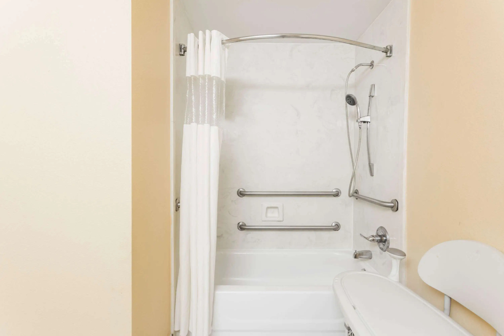 Super 8 by Wyndham Hull Street Midlothian / Richmond Area