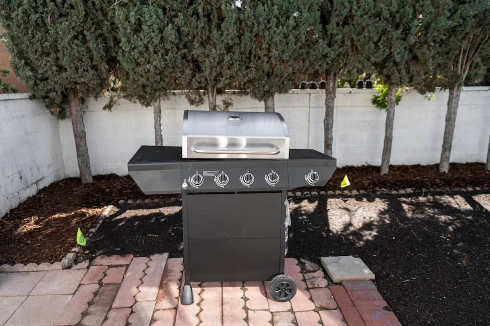 5-BEDROOM HOME RENOVATED IN 2023 NEAR DISNEYLAND (p61)