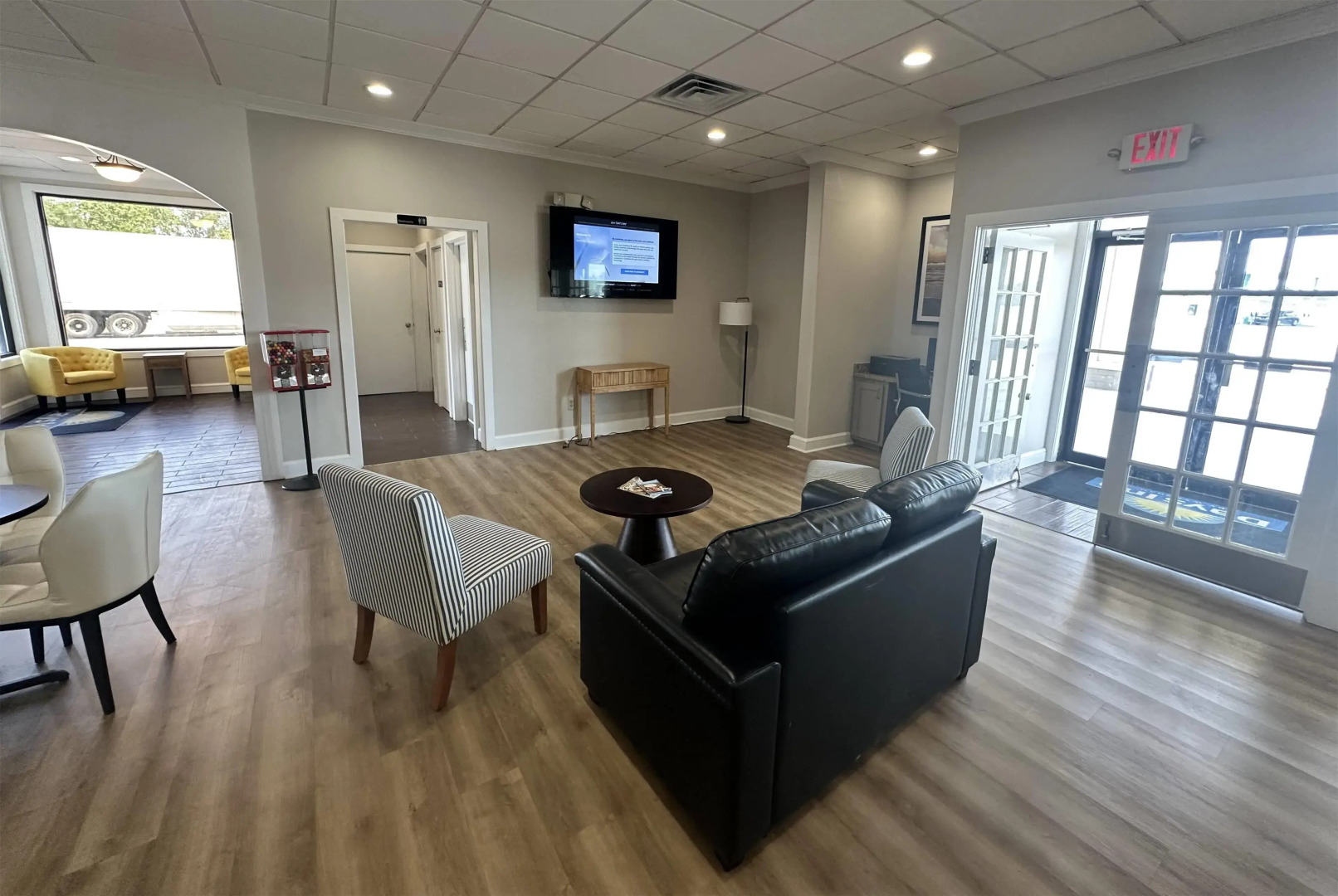 Days Inn by Wyndham Adel I-75