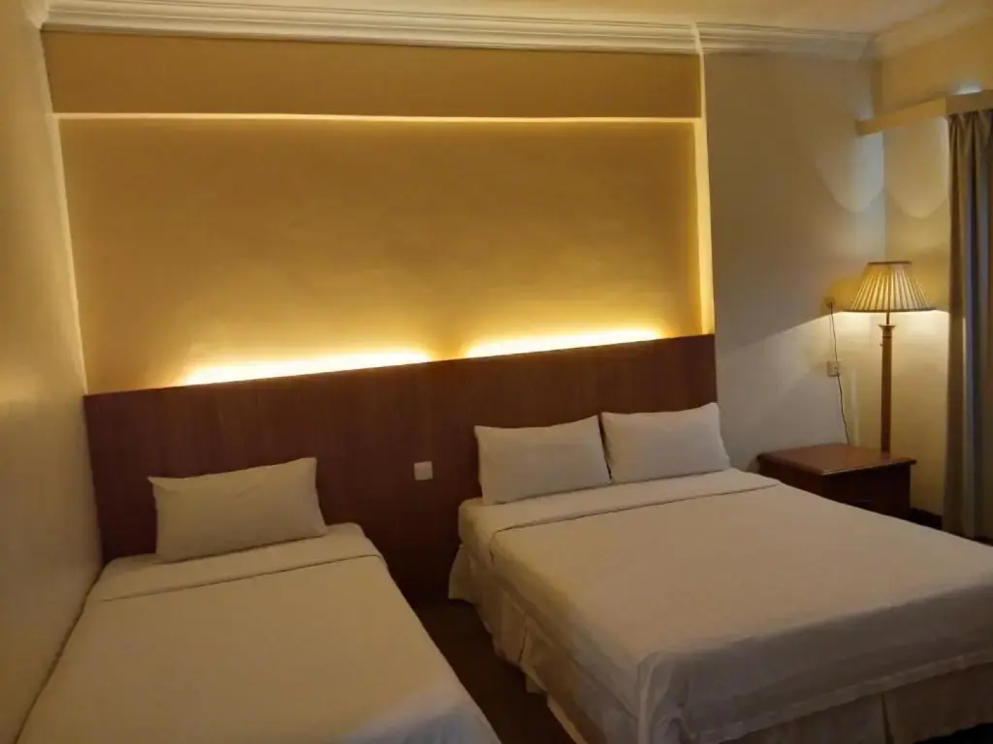 Kingston Hotel