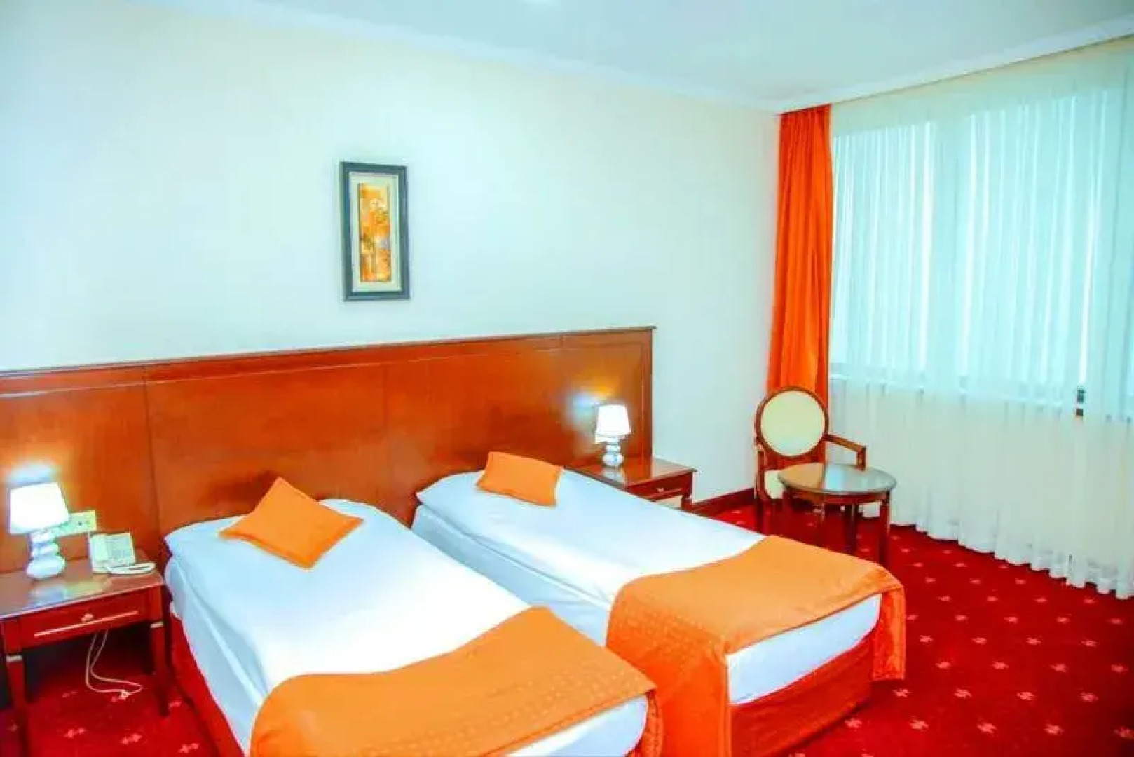 Чарлак Отель