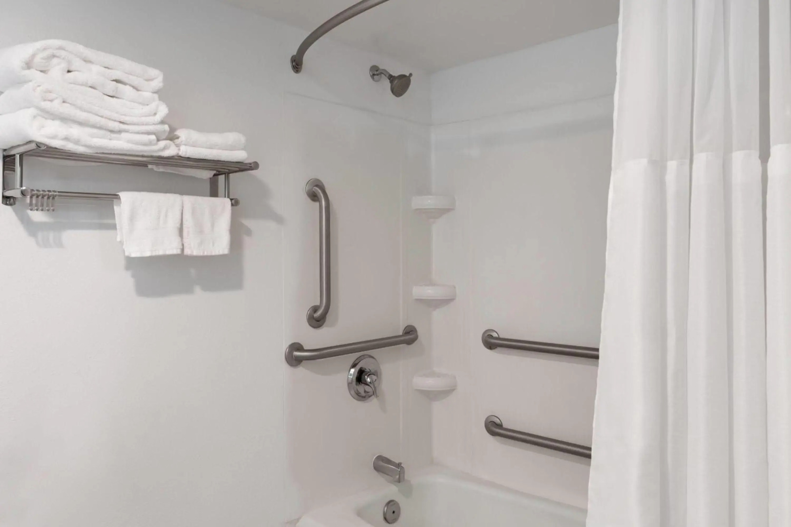 Days Hotel by Wyndham Williamsburg I-64