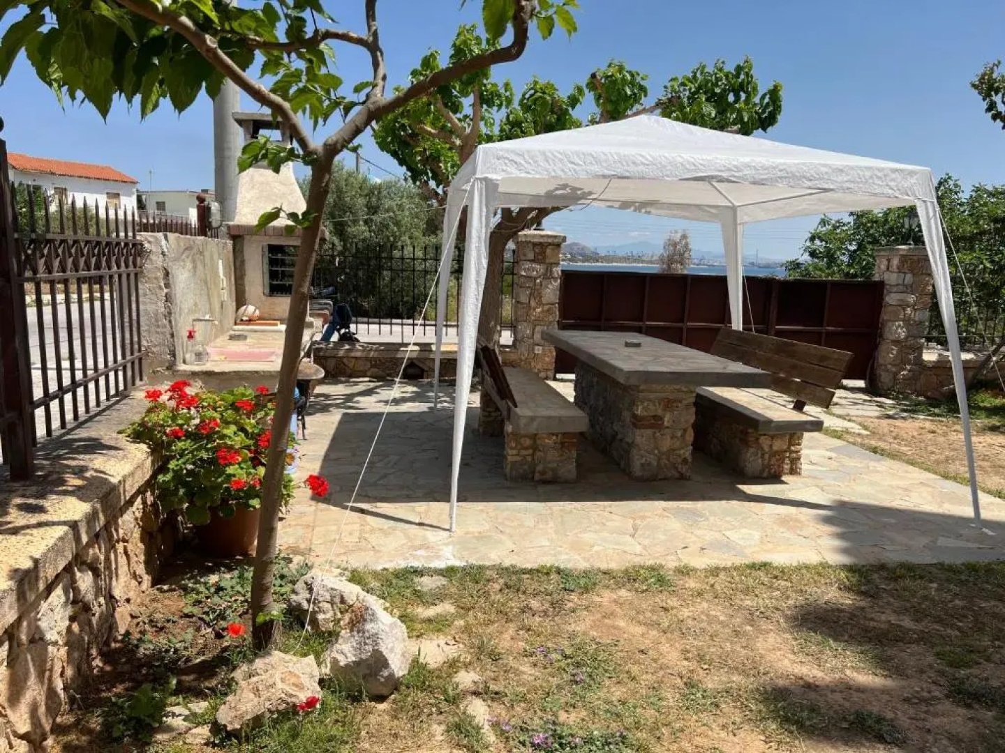 Apartment in Salamina with Garden & Sea view