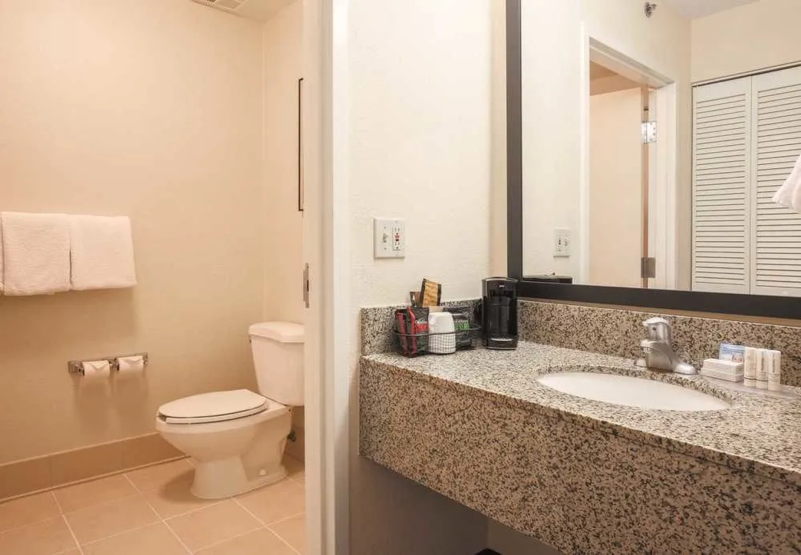 Courtyard Flint Grand Blanc