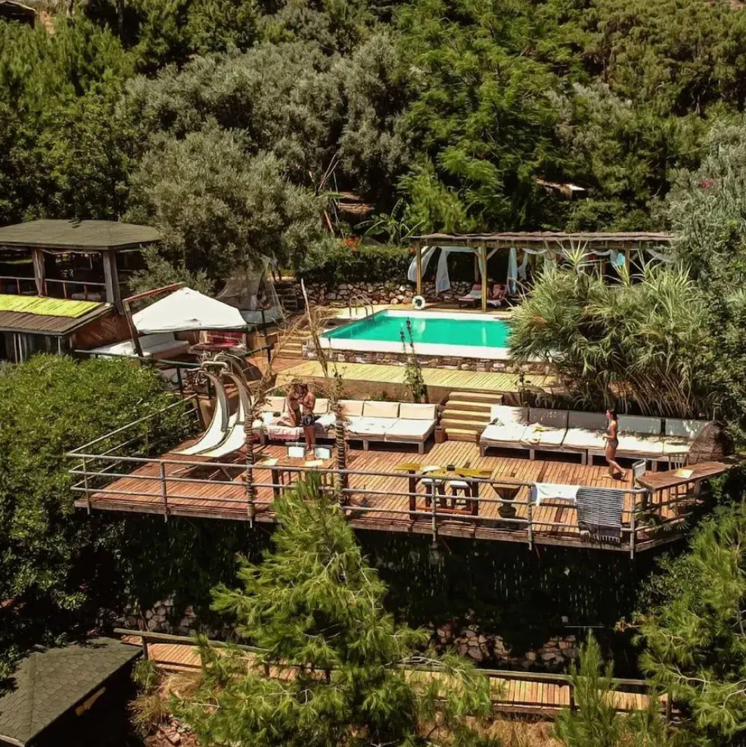 Shambala Lodge Hotel