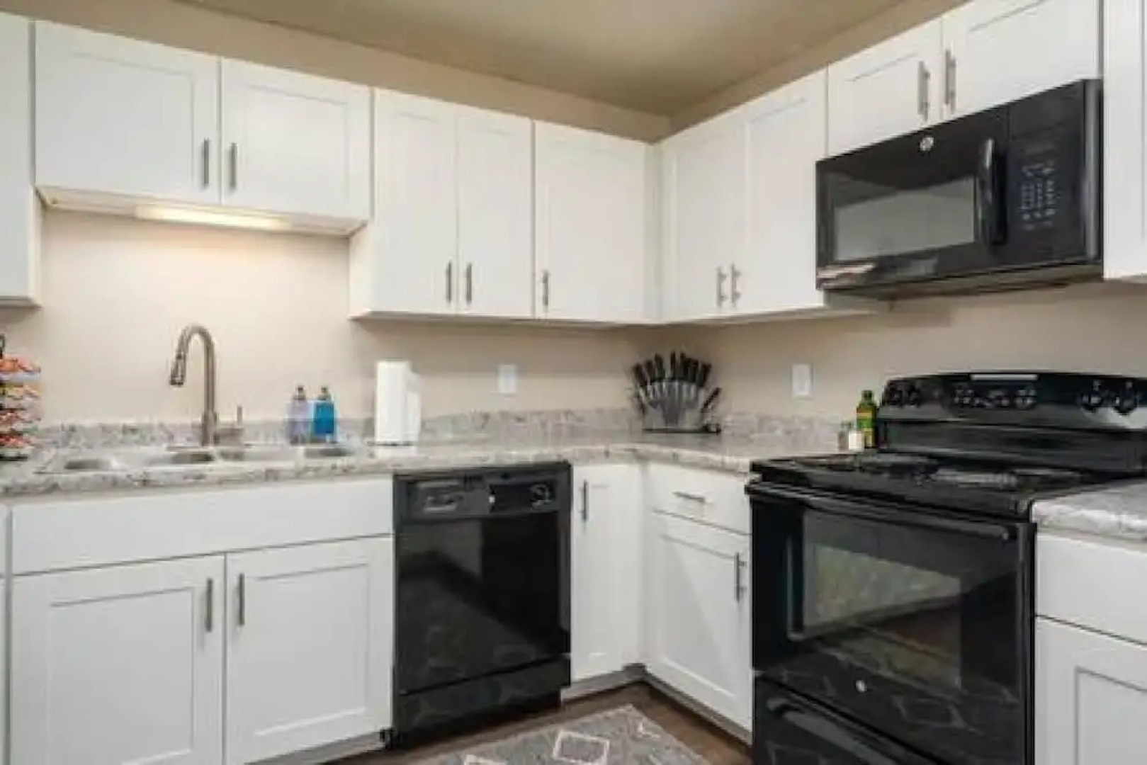 2 Miles to Hoover Met Finley Gym Dog Park