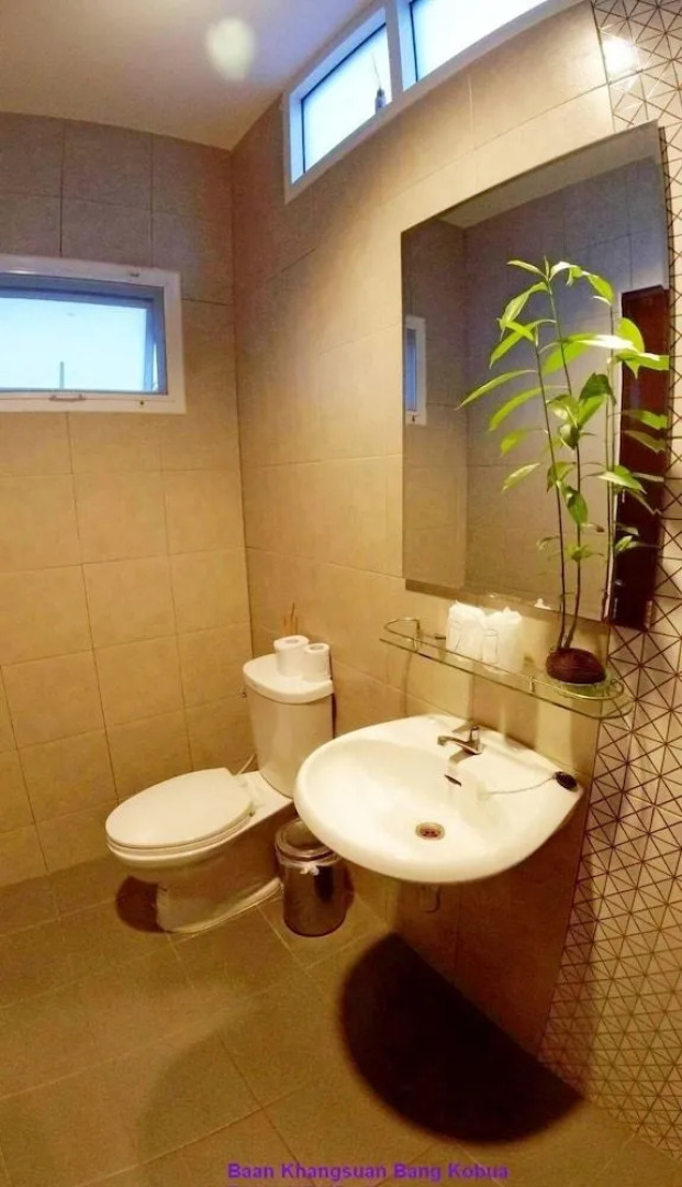 Baan Klangsuan Bang Korbua