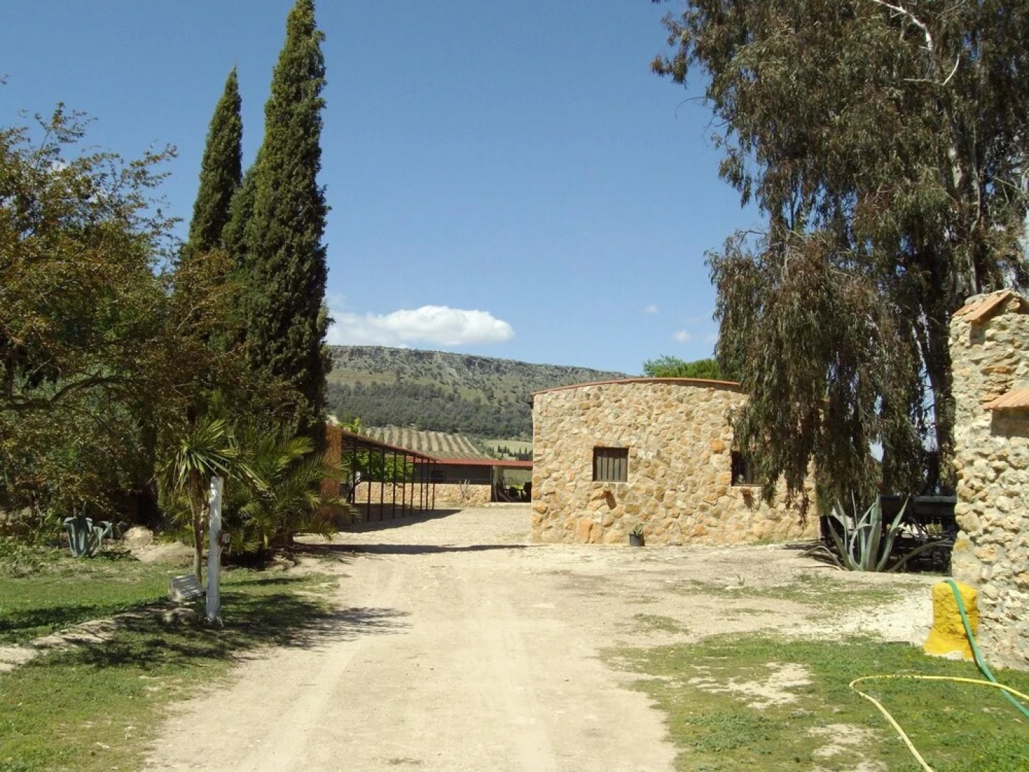 House With 6 Bedrooms in Humilladero, With Wonderful Mountain View, Po