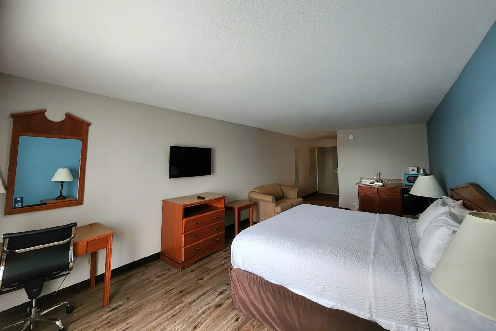 Days Inn & Suites By Wyndham Thibodaux