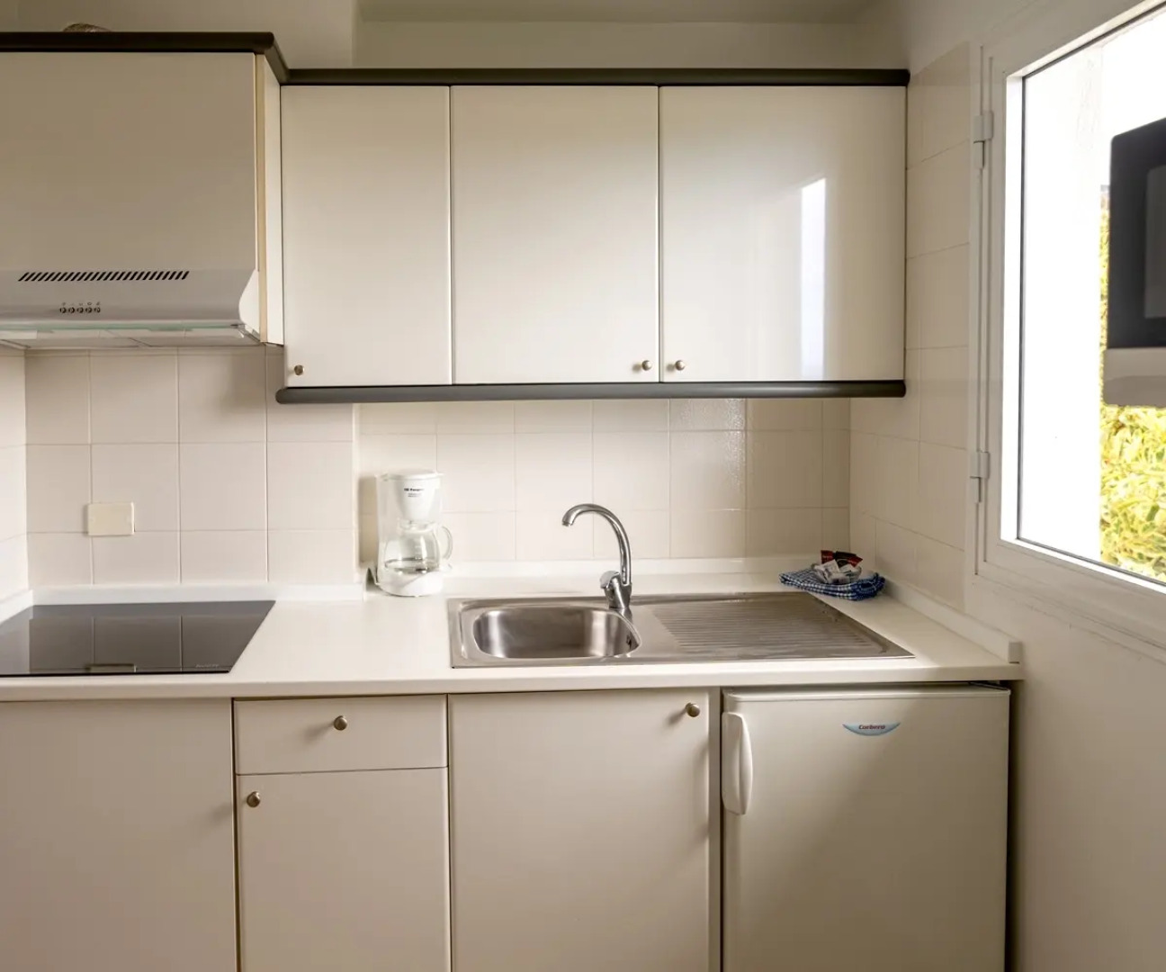 Coral La Quinta Park Suites