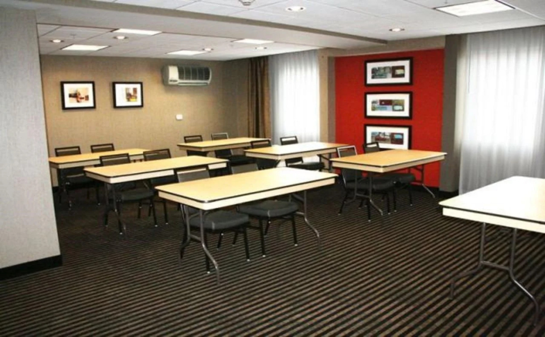 Holiday Inn Express Toledo North by IHG