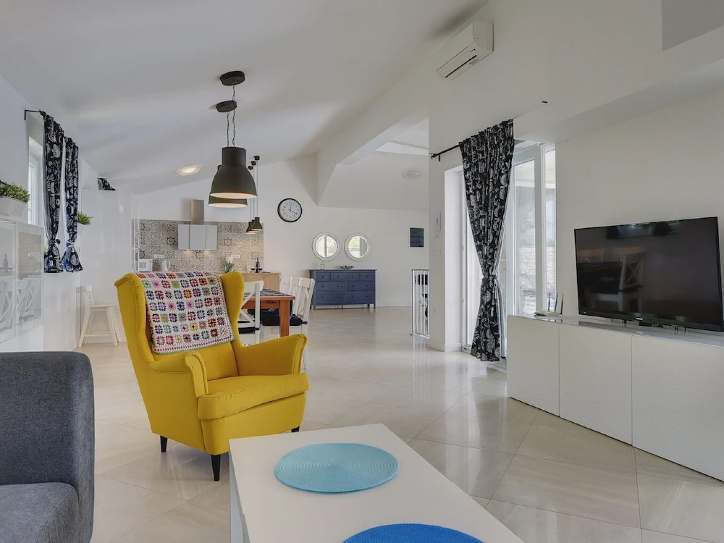 Comfortable Villa With Private Swimming Pool, Table Football, Near Labin