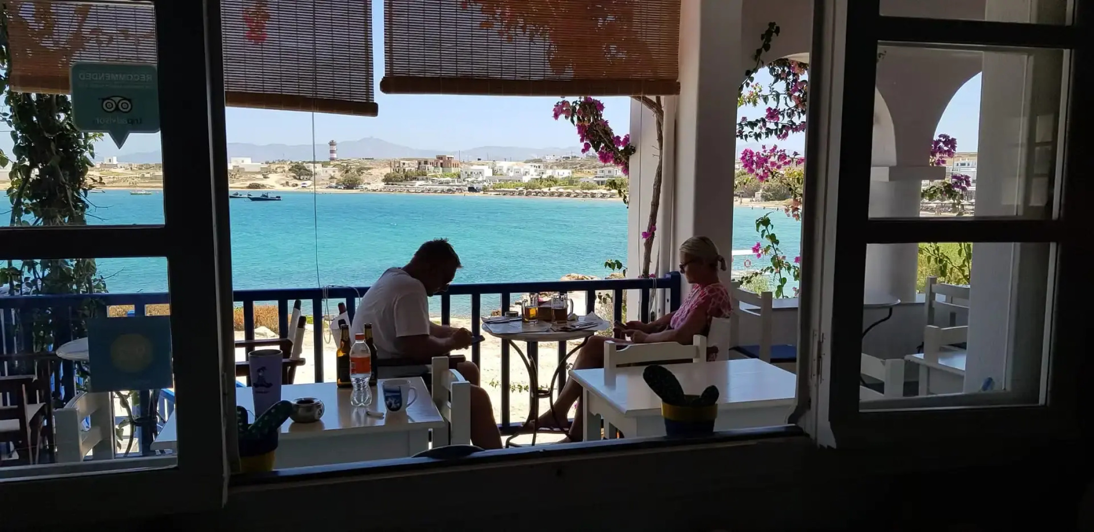 Bocamviglies By The Sea