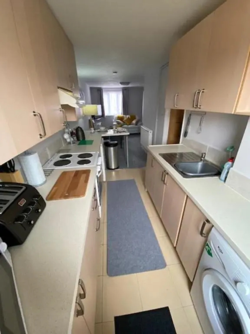 Bradley Stoke Self Contained Ground Floor Apartment