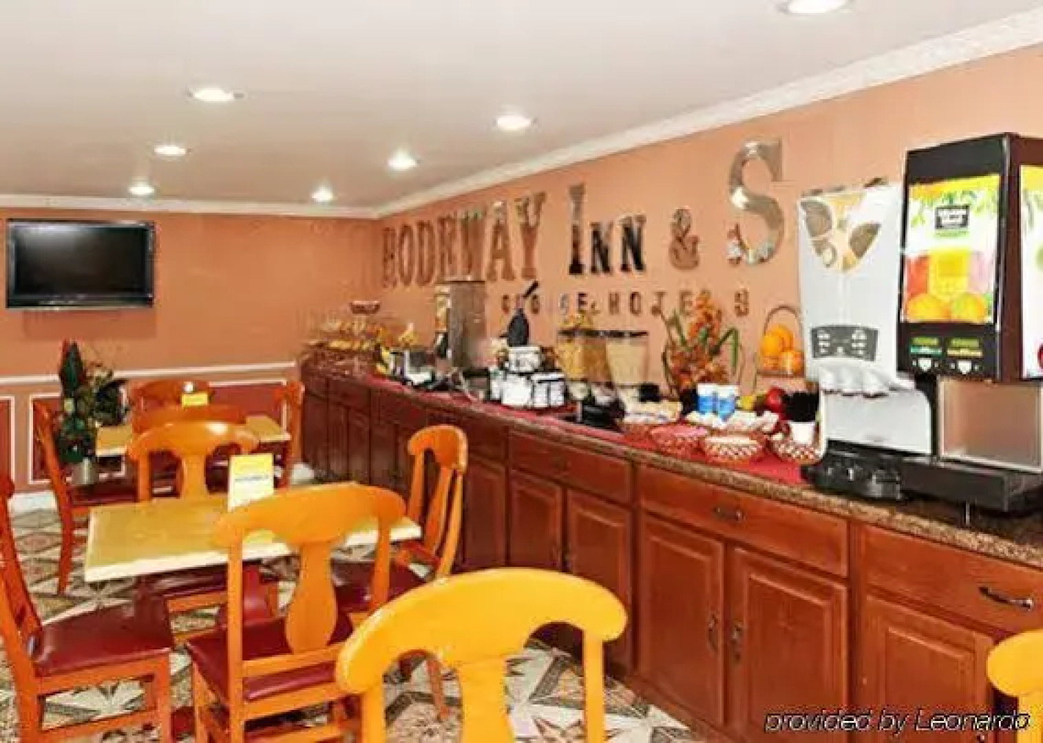 Rodeway Inn & Suites