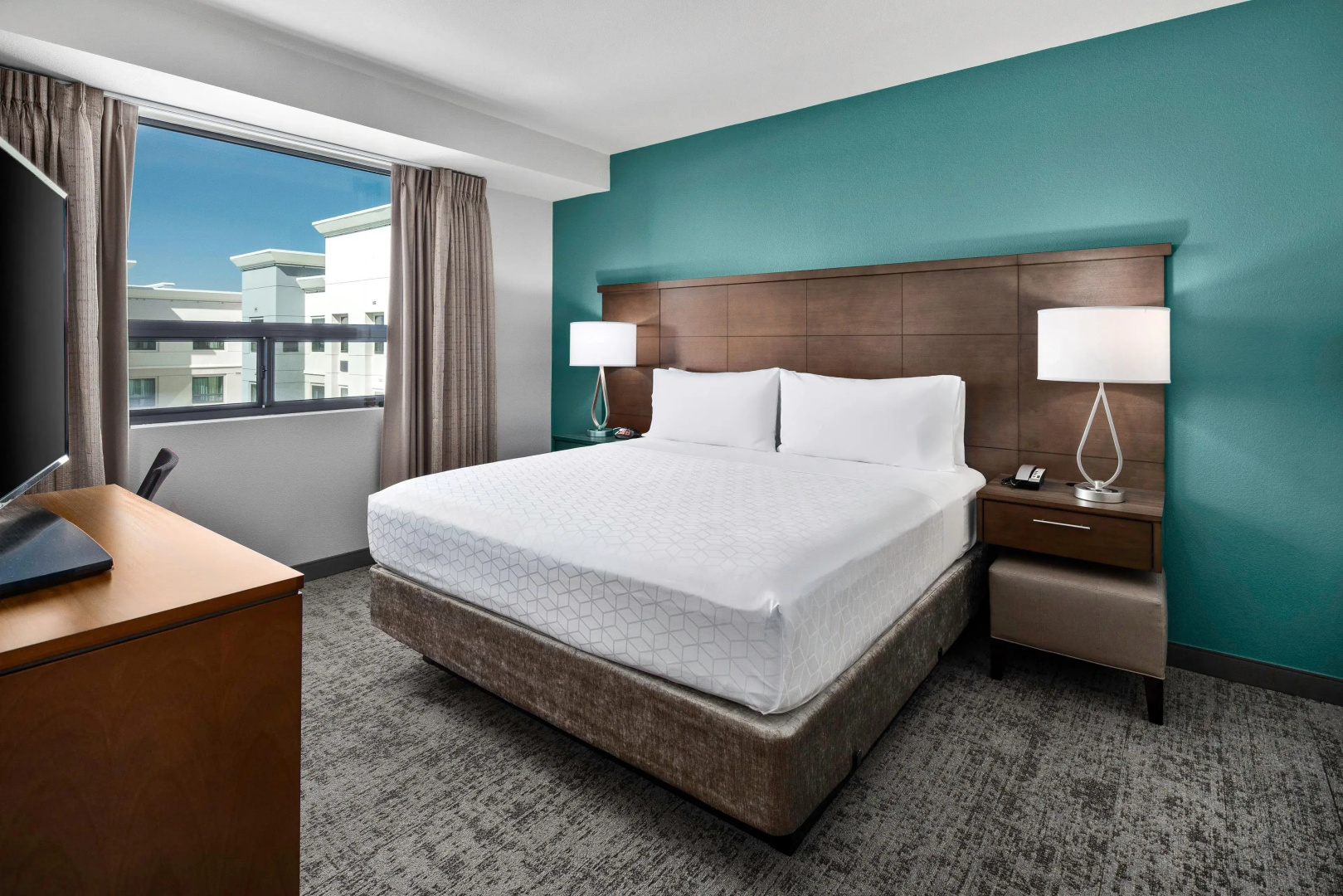 Staybridge Suites Irvine-John Wayne Airport by IHG