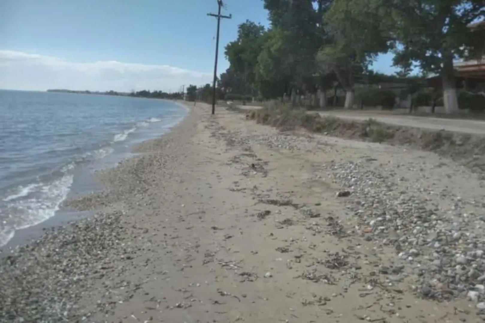 Detached quiet villa 500m from sea