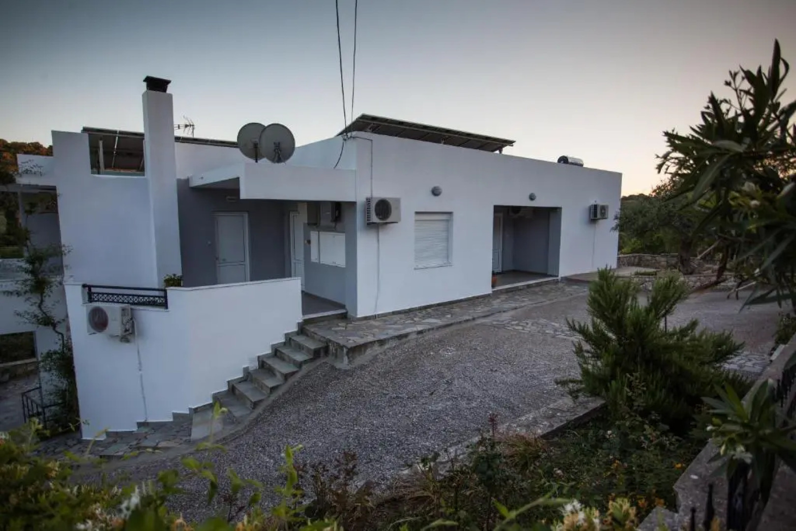 Alexandros Apartments