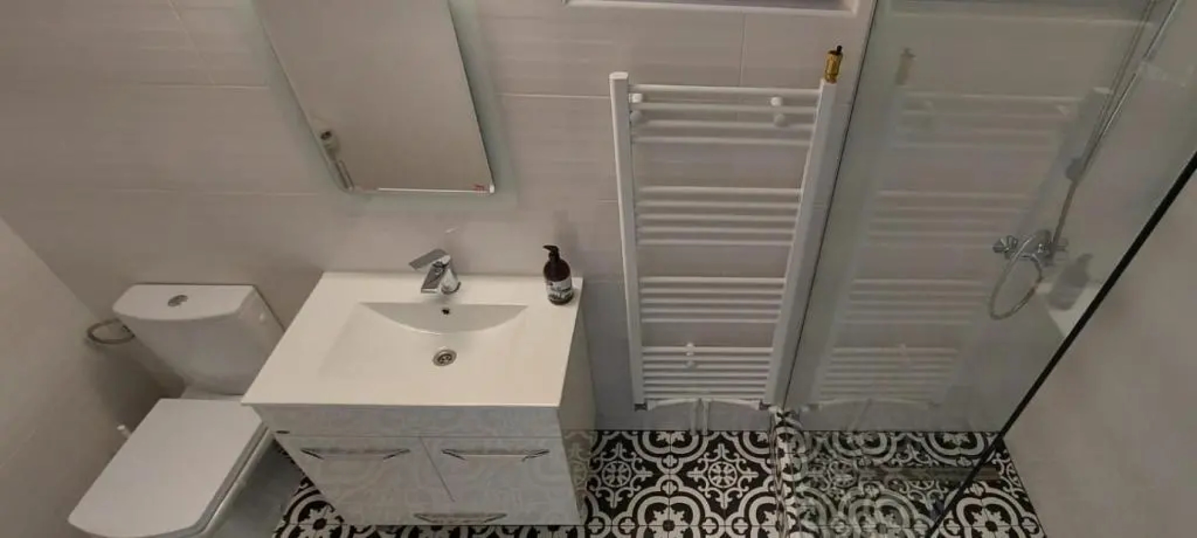 Delta Summer House Crisan