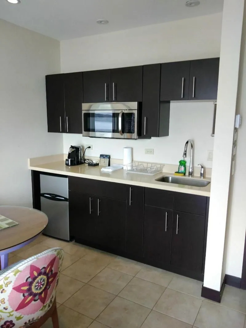 Marina Papagayo Suites