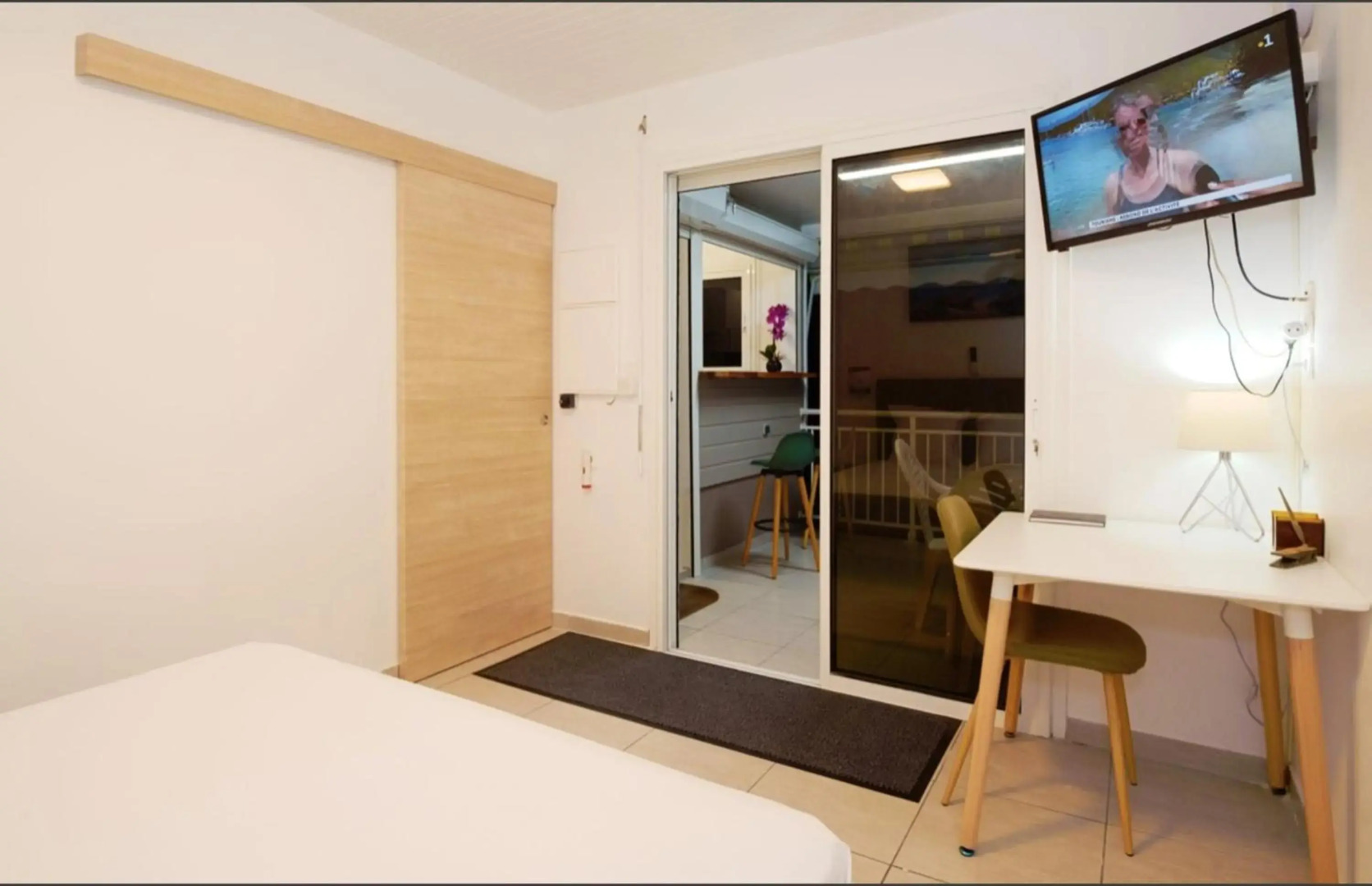 Appartement d'une chambre avec vue sur la mer piscine partagee et balcon a Fort de France a 4 km de la plage