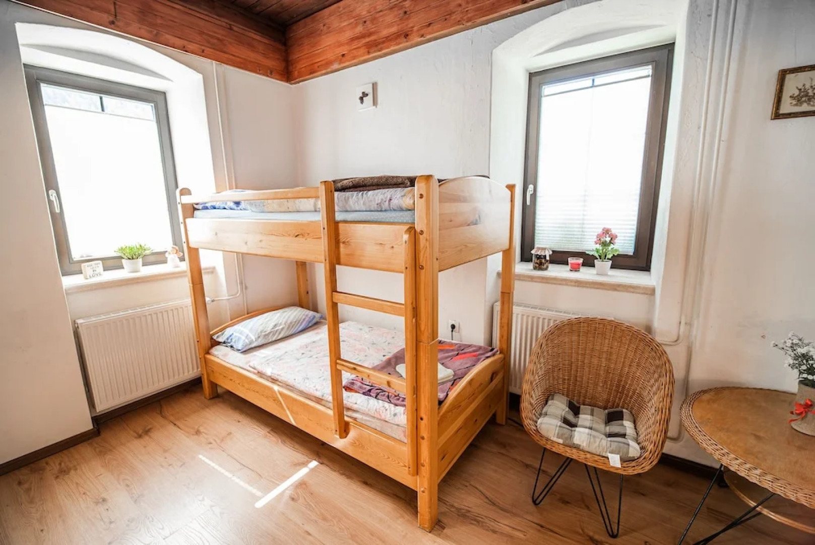 Cvet gora - Camping, Glamping and Accomodations - Hostel