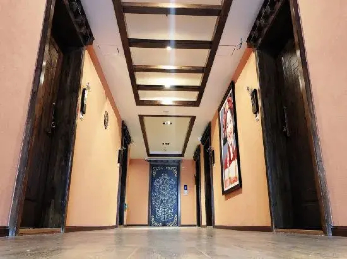 Dongnvqing Culture Theme Hotel