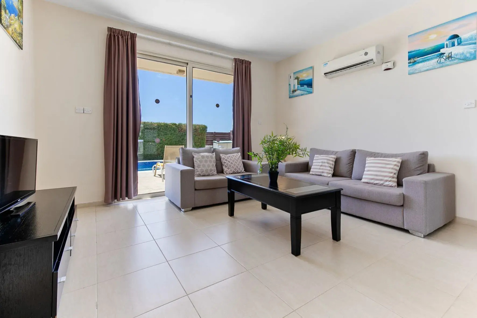 Sea Point Villas Coral Bay