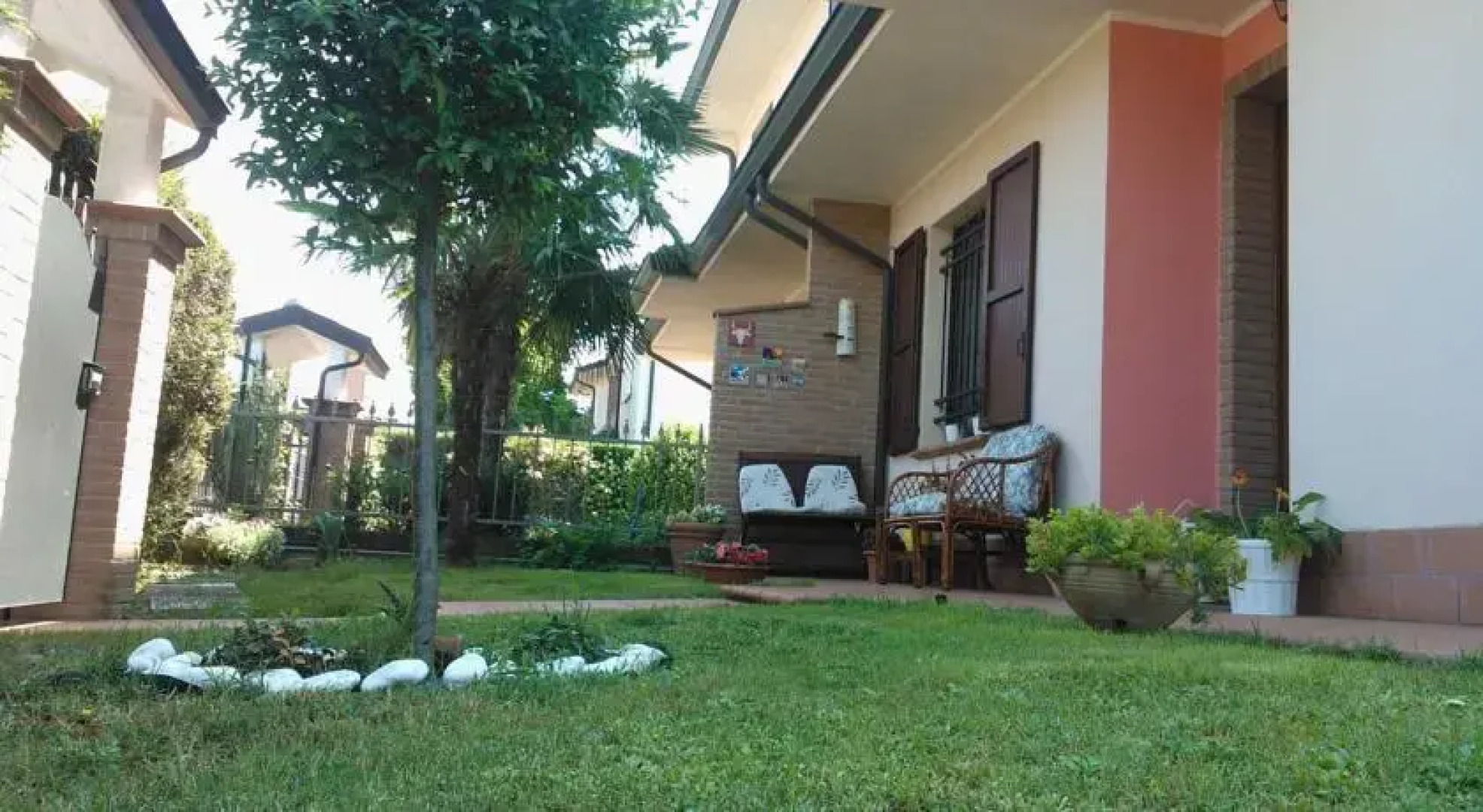 B&B La Donna Con La Valigia