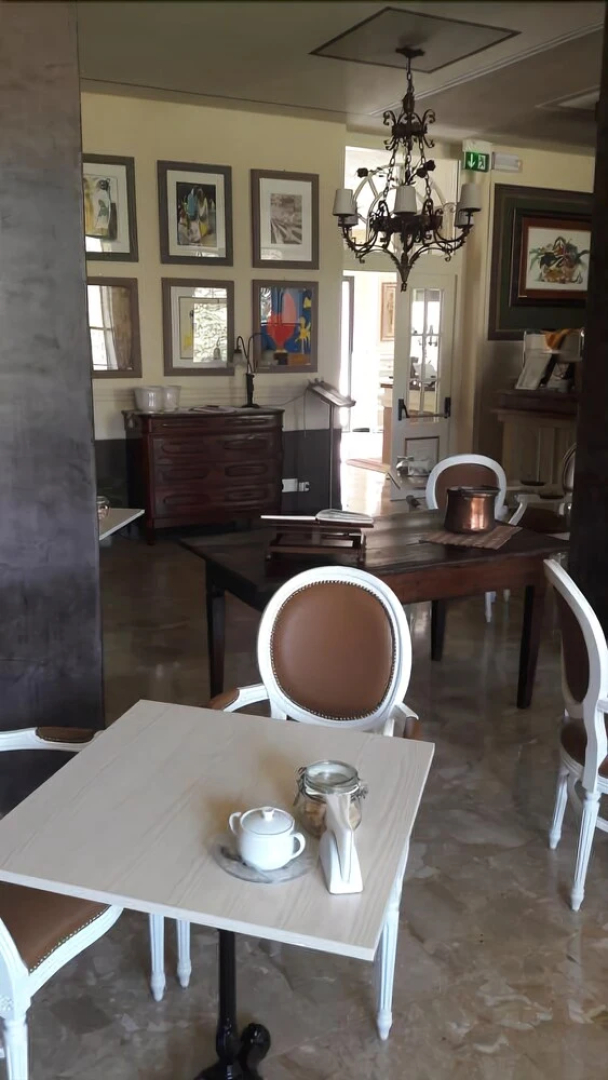 Hotel Pandos